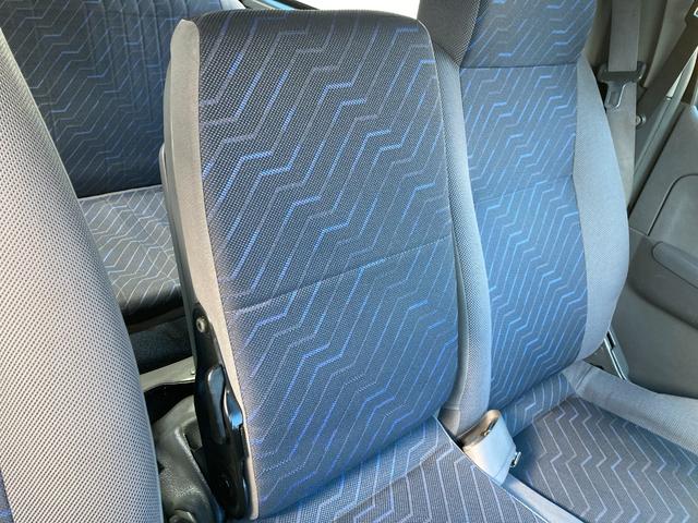 キャラバン 　８人乗り　タイヤ４本新品　ヘッドライト新品交換済（令和６年）　ナビ　ＴＶ　ＥＴＣ　運転席パワーウインドウ（51枚目）