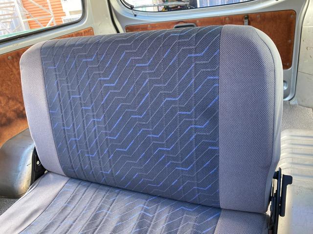 キャラバン 　８人乗り　タイヤ４本新品　ヘッドライト新品交換済（令和６年）　ナビ　ＴＶ　ＥＴＣ　運転席パワーウインドウ（60枚目）