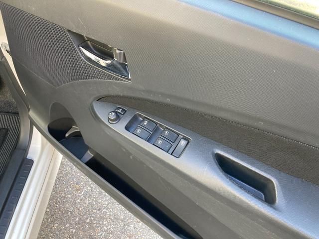 ムーヴ カスタム　Ｇ　走行距離無制限１年保証付　タイヤ４本新品　ナビ　ＣＤ・ＤＶＤ再生　スマートキー　プッシュスタート　アイドリングストップ（33枚目）