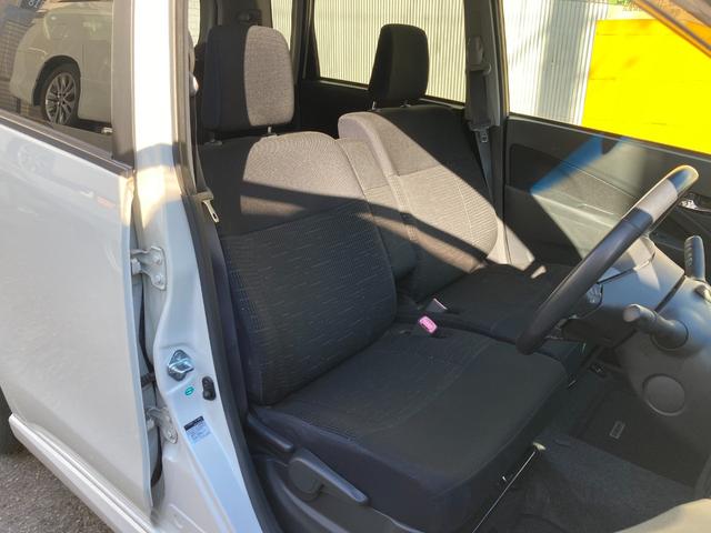 ムーヴ カスタム　Ｇ　走行距離無制限１年保証付　タイヤ４本新品　ナビ　ＣＤ・ＤＶＤ再生　スマートキー　プッシュスタート　アイドリングストップ（40枚目）