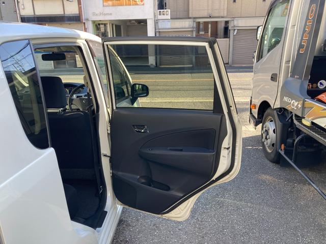 ムーヴ カスタム　Ｇ　走行距離無制限１年保証付　タイヤ４本新品　ナビ　ＣＤ・ＤＶＤ再生　スマートキー　プッシュスタート　アイドリングストップ（46枚目）