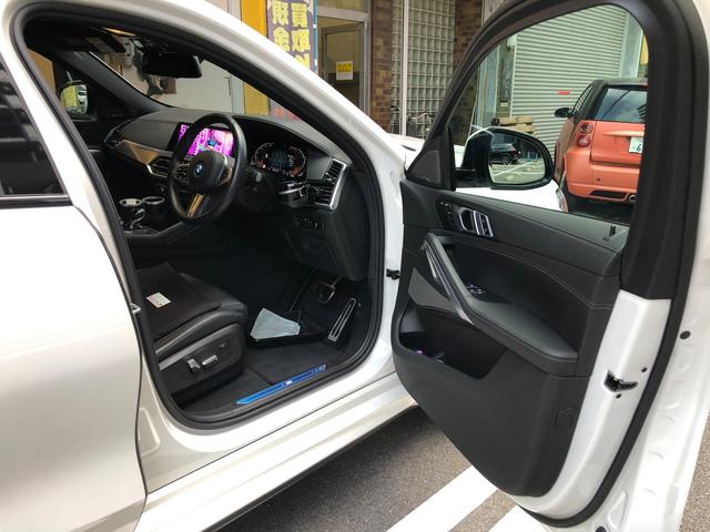 Ｘ６ ｘＤｒｉｖｅ　３５ｄ　Ｍスポーツ　４ＷＤ　黒革　ガラスサンルーフ　禁煙車　ワンオーナー（12枚目）