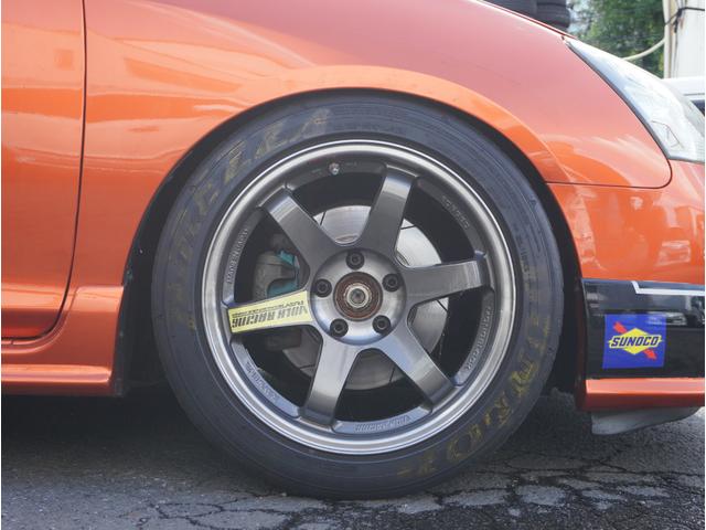 シビック タイプR フルラッピング RAYS te37SL DIREZZA z3 スパルコフルバケ 車高調 ASRサブフレーム 調整式アッパーアーム メッシュブレーキホース プロジェクトマイクロパッド 社外エアクリ(64枚目)