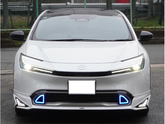 プリウス Ｚ　プラグインハイブリッド　太陽光ソーラー　ＥＶ発充給電ルーフシステム　モデリスタフルエアロ＆ホイール　１２．３型ディスプレイ　全周囲カメラＤインナーミラー　ＢＳＭ　ワイヤレス充電器　パワーバックドア（2枚目）