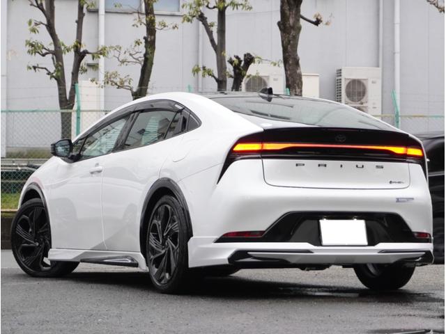 プリウス Ｚ　プラグインハイブリッド　太陽光ソーラー　ＥＶ発充給電ルーフシステム　モデリスタフルエアロ＆ホイール　１２．３型ディスプレイ　全周囲カメラＤインナーミラー　ＢＳＭ　ワイヤレス充電器　パワーバックドア（14枚目）