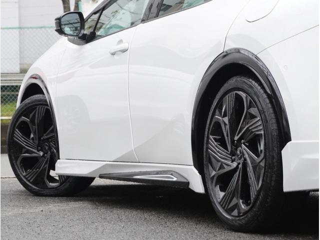 プリウス Ｚ　プラグインハイブリッド　太陽光ソーラー　ＥＶ発充給電ルーフシステム　モデリスタフルエアロ＆ホイール　１２．３型ディスプレイ　全周囲カメラＤインナーミラー　ＢＳＭ　ワイヤレス充電器　パワーバックドア（16枚目）