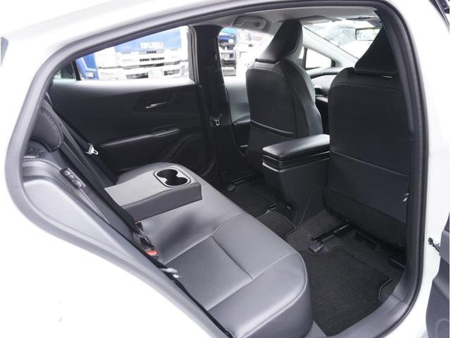 プリウス Ｚ　プラグインハイブリッド　太陽光ソーラー　ＥＶ発充給電ルーフシステム　モデリスタフルエアロ＆ホイール　１２．３型ディスプレイ　全周囲カメラＤインナーミラー　ＢＳＭ　ワイヤレス充電器　パワーバックドア（27枚目）