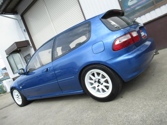 シビック ＳｉＲＩＩ　ＶＴＥＣ　Ｂ１６Ａ　２名乗車　ＬＳＤ　タイベル交換済　ＥＣＵオーバーホール済　新品ゼロファイター１５インチＡＷ／マフラー　車高調　フルバケ　クスコサイドバー　ハチマキ　ヘッドカバーペイント　　モモステ（7枚目）