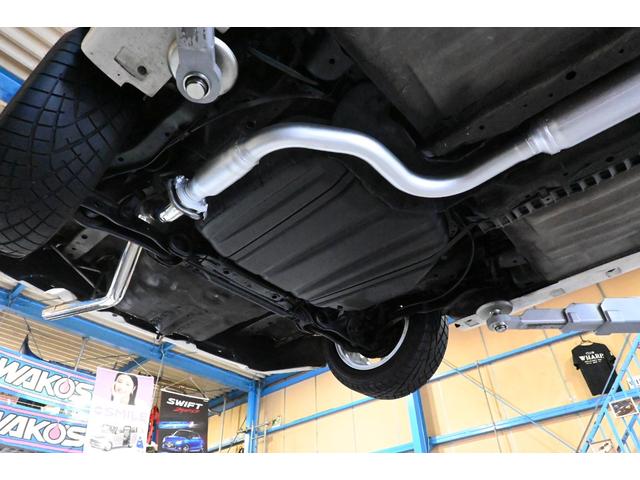インテグラ タイプＲ　ＶＴＥＣ　Ｂ１８Ｃ　５ＭＴ　フル内装・エアコン・パワステ付　ヘッドカバー交換　車高調　ＬＳＤ　ゼロファイター１５インチＡＷ・マフラー　カーボンボンネット・リップ　クスコＧＴウイング　ＢＴナビ　Ｂカメラ（26枚目）