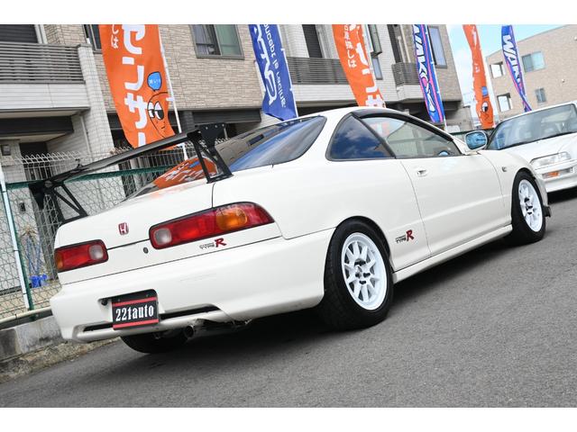 インテグラ タイプＲ　ＶＴＥＣ　Ｂ１８Ｃ　５ＭＴ　フル内装・エアコン・パワステ付　ヘッドカバー交換　車高調　ＬＳＤ　ゼロファイター１５インチＡＷ・マフラー　カーボンボンネット・リップ　クスコＧＴウイング　ＢＴナビ　Ｂカメラ（36枚目）