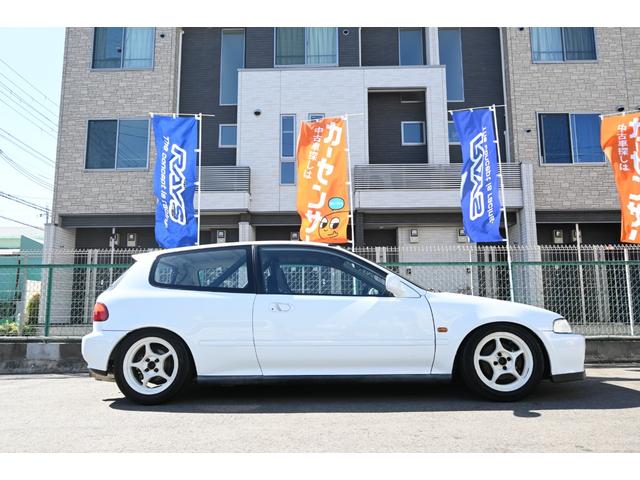 シビック ＳｉＲ　ＶＴＥＣ　Ｂ１６Ａ　５ＭＴ　２名公認　新品ＲＧ車高調　エンケイ１５インチＡＷ　３点式ロールケージ　ＬＳＤ　無限ヘッドカバー　零１０００チャンバー　全面ラジエター　フジツボエキマニ　５ＺＩＧＥＮマフラー（18枚目）