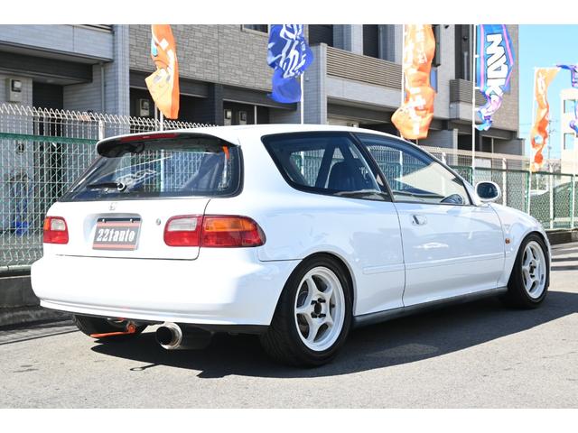 シビック ＳｉＲ　ＶＴＥＣ　Ｂ１６Ａ　５ＭＴ　２名公認　新品ＲＧ車高調　エンケイ１５インチＡＷ　３点式ロールケージ　ＬＳＤ　無限ヘッドカバー　零１０００チャンバー　全面ラジエター　フジツボエキマニ　５ＺＩＧＥＮマフラー（37枚目）