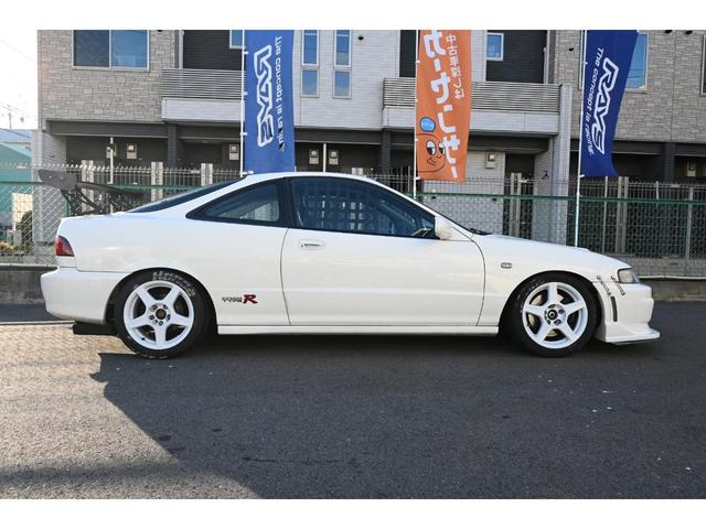 �h���K���E���ǁE���[���o�[�E�k�r�c�I������ɍs����d�l�ƂȂ��Ă���܂��I