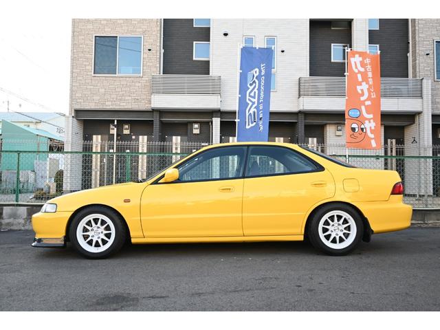 インテグラ タイプR DB8 98スペック VTEC B18C 5MT 新品ゼロファイターラバウル15インチAW 新品TOYOR1R ゼロファイター車高調 カーボンリップ 社外エキマニ モモステ ケンウッドBTオーディオ(4枚目)