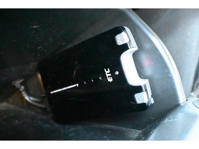 インテグラ タイプR DB8 98スペック VTEC B18C 5MT 新品ゼロファイターラバウル15インチAW 新品TOYOR1R ゼロファイター車高調 カーボンリップ 社外エキマニ モモステ ケンウッドBTオーディオ(18枚目)