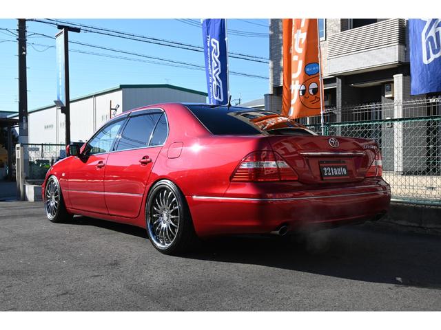 セルシオ ｅＲ仕様　Ｂ仕様　３０後期　カールソン２０インチＡＷ　新品タイヤ４本　車高調　サンルーフ　黒革パワーシート　レクサス赤全塗装済　キーレスキー　ＥＴＣ　純正ナビ　シートヒーター・クーラー　クルーズコントロール（16枚目）