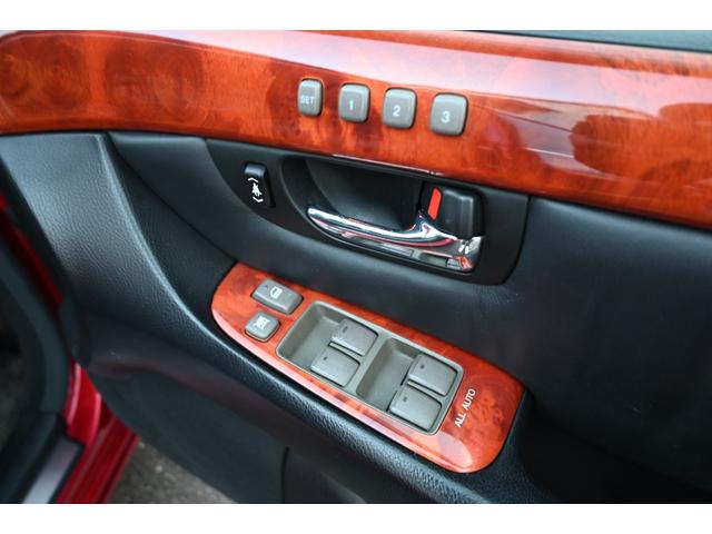 セルシオ ｅＲ仕様　Ｂ仕様　３０後期　カールソン２０インチＡＷ　新品タイヤ４本　車高調　サンルーフ　黒革パワーシート　レクサス赤全塗装済　キーレスキー　ＥＴＣ　純正ナビ　シートヒーター・クーラー　クルーズコントロール（41枚目）