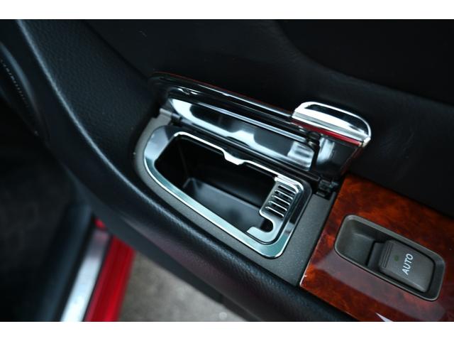 セルシオ ｅＲ仕様　Ｂ仕様　３０後期　カールソン２０インチＡＷ　新品タイヤ４本　車高調　サンルーフ　黒革パワーシート　レクサス赤全塗装済　キーレスキー　ＥＴＣ　純正ナビ　シートヒーター・クーラー　クルーズコントロール（50枚目）