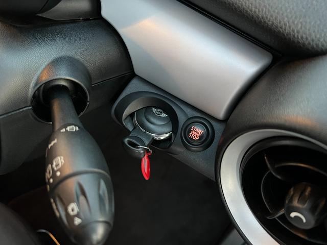 ＭＩＮＩ ワン　ワンオーナー　プッシュスタート　純正ＣＤプレイアー　ＥＴＣ　キーレス　禁煙車（31枚目）