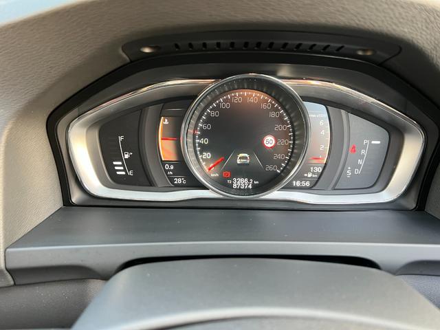Ｖ６０ クロスカントリー　Ｔ５　ＡＷＤ　ＳＥ　パドルシフト　革シート　純正ＨＤＤナビ　ＴＶ　Ｂｌｕｅｔｏｏｔｈ　シートヒータ　電動シート　バックカメラ　キーレス　ＥＴＣ　１８インチ純正アルミ　オートクルーズコントロール　禁煙車（41枚目）