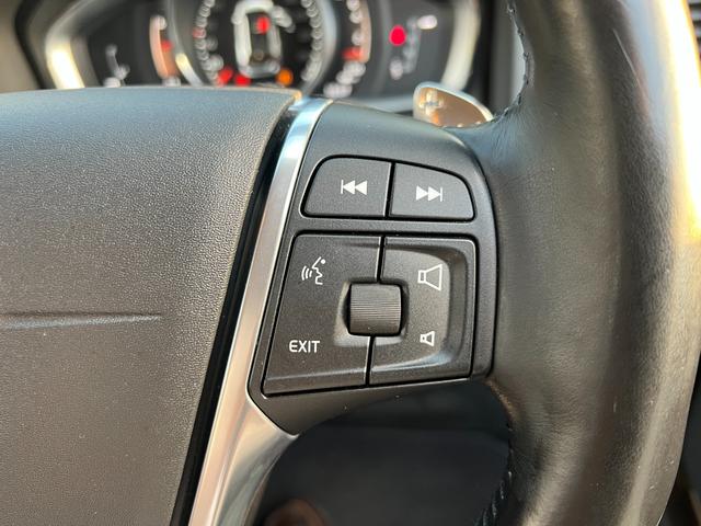 Ｖ６０ クロスカントリー　Ｔ５　ＡＷＤ　ＳＥ　パドルシフト　革シート　純正ＨＤＤナビ　ＴＶ　Ｂｌｕｅｔｏｏｔｈ　シートヒータ　電動シート　バックカメラ　キーレス　ＥＴＣ　１８インチ純正アルミ　オートクルーズコントロール　禁煙車（48枚目）