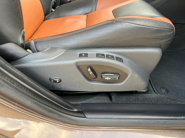 Ｖ６０ クロスカントリー　Ｔ５　ＡＷＤ　ＳＥ　パドルシフト　革シート　純正ＨＤＤナビ　ＴＶ　Ｂｌｕｅｔｏｏｔｈ　シートヒータ　電動シート　バックカメラ　キーレス　ＥＴＣ　１８インチ純正アルミ　オートクルーズコントロール　禁煙車（54枚目）