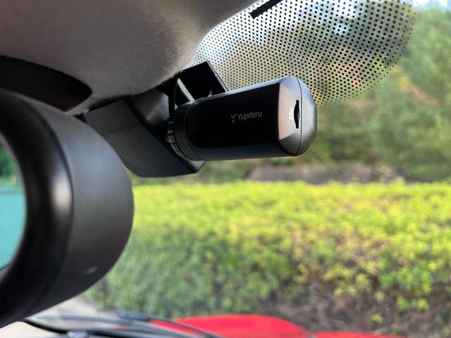 ＭＩＮＩ クーパー　プッシュスタート　社外ナビ　ＴＶ　バックカメラ　Ｂｌｕｅｔｏｏｔｈ　ドライブレコーダー　革巻きステアリング　オートエアコン　ＥＴＣ　社外マフラー　社外Ｒスポイラー　社外１７インチアルミホイール（43枚目）