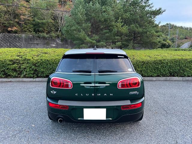 タイミングチェーン式ですので、交換する必要はありません。