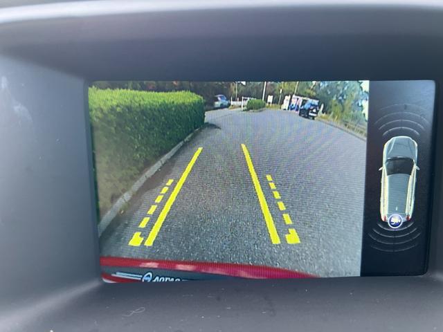 V60 T5 ラグジュアリーエディション サンルーフ 8速AT(アイシン)パドルシフト 白本革シート シートヒータ 電動シート 革巻きステアリング HDDナビ TV Bluetooth付 バックカメラ ETC 18インチ純正アルミホイール(40枚目)