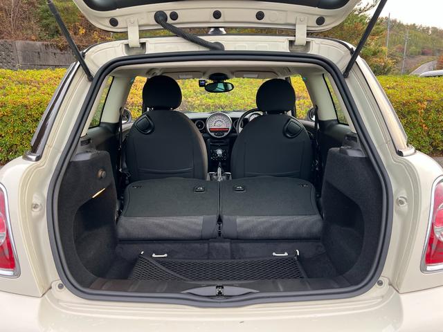 ＭＩＮＩ クーパー　プッシュスタート　ブラックルーフツートン　純正ＣＤプレイアー　オートエアコン　キーレス　ドライブレコーダー　黒色１７インチ純正アルミホイール　禁煙車（25枚目）