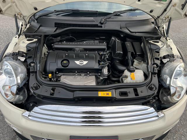 ＭＩＮＩ クーパー　プッシュスタート　ブラックルーフツートン　純正ＣＤプレイアー　オートエアコン　キーレス　ドライブレコーダー　黒色１７インチ純正アルミホイール　禁煙車（43枚目）