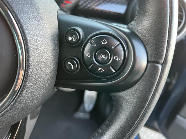 ＭＩＮＩ クーパーＳ　純正ナビ　Ｂｌｕｅｔｏｏｔｈ　バックカメラ　アイドリングストップ　スマートキー　フロアＭＴモード付６ＡＴ　ＥＴＣ　オートエアコン　２０００ｃｃターボ　センター出し２本マフラー　１７インチ純正アルミ（34枚目）
