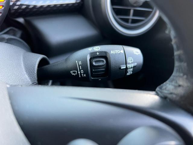 ＭＩＮＩ クーパーＳ　純正ナビ　Ｂｌｕｅｔｏｏｔｈ　バックカメラ　アイドリングストップ　スマートキー　フロアＭＴモード付６ＡＴ　ＥＴＣ　オートエアコン　２０００ｃｃターボ　センター出し２本マフラー　１７インチ純正アルミ（37枚目）