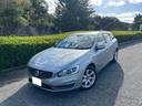 V60 T4 SE 後期モデル パドルシフト 黒革シート シートヒータ 電動シート 革巻きステアリング 衝突被害軽減システム Bluetooth付 HDDナビ バックカメラ ETC 17インチ純正アルミホイール 禁煙車 中古車画像_2