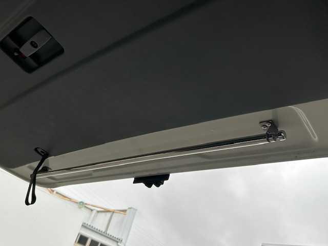 ハイエースバン ロングスーパーGL バッドフェイスボンネット ベッドキット 社外ナビ・フルセグTV バックカメラ ホワイトレタータイヤ 100Wコンセント 革調シートカバー 社外16インチAW 社外テールランプ ETC リモコンキー(34枚目)