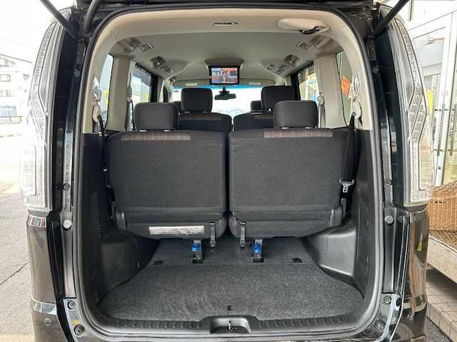 セレナ ハイウェイスター　Ｖセレ＋セーフティＩＩ　ＳＨＶ　・ワンオーナー車・純正８インチナビ・フルセグＴＶ・純正フリップダウンモニター・アラウンドビューモニター・エマージェンシーブレーキ・ＬＥＤヘッドライト・両側パワースライドドア・ＥＴＣ・インテリジェントキ（8枚目）