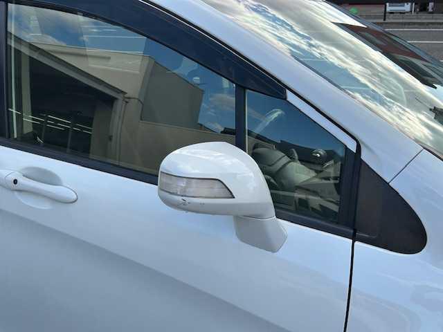 フリード Ｇ　ジャストセレクション　１オーナー車　純正ナビ・フルセグＴＶ　バックカメラ　両側電動スライドドア　純正フリップダウンモニター　ドライブレコーダー　ビルトインＥＴＣ　スマートキー　ステアリングリモコン（28枚目）