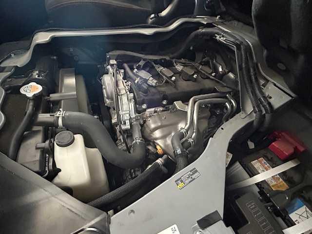 ＮＶ３５０キャラバンバン ロングプレミアムＧＸ　・ブラックギア・ワンオーナー車・社外９インチフローティングナビ・ベットキット・アラウンドビューモニター・ホワイトレター・ローダウン・ドライブレコーダー・左側パワースライドドア・ＬＥＤヘッドライト（28枚目）