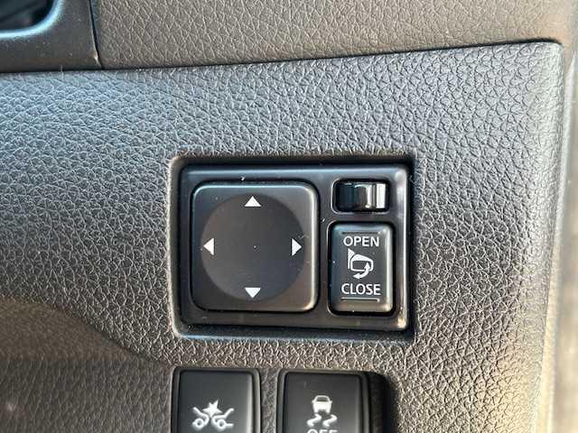 ＮＶ３５０キャラバンバン ロングプレミアムＧＸ　・ブラックギア・ワンオーナー車・社外９インチフローティングナビ・ベットキット・アラウンドビューモニター・ホワイトレター・ローダウン・ドライブレコーダー・左側パワースライドドア・ＬＥＤヘッドライト（43枚目）