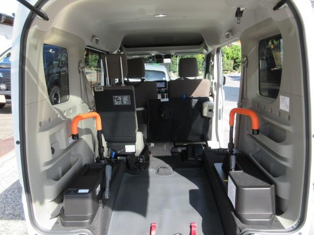 ＮＶ１００クリッパーリオ 　チュアキャブスロープタイプ　車いす固定装置　電動ウインチ　ナビ　Ｂカメラ　フルセグ　ドラレコ　Ｂｌｕｅｔｏｏｔｈ　シートヒーター　エマブレ　車線逸脱警報　ユーザー様直接買取車　１オーナー様（40枚目）