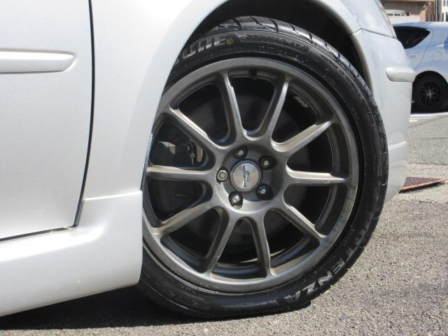レガシィツーリングワゴン ２．０ＧＴ　Ｆ．Ｓ．Ｒエアロ　ＯＺレーシング１７インチＡＷ　柿本２本出しマフラー　ＨＫＳ強化クラッチ　ＢＩＬＳＴＥＩＮショックアブソーバー　社外スプリング　ローダウン　ＨＩＤヘッドライト　Ｐーシート　ナビ（45枚目）