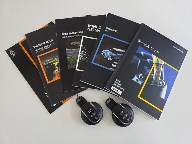 ＭＩＮＩ クーパーＳ　純正ナビ☆ＴＶ☆バックカメラ☆ユニオンジャックテールレンズ☆純正１７インチアルミ☆スマートキー２個☆ＥＴＣ☆ドライブレコーダー☆（6枚目）