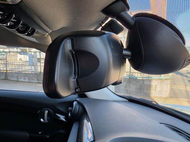 ＭＩＮＩ クーパーＳ　純正ナビ☆ＴＶ☆バックカメラ☆ユニオンジャックテールレンズ☆純正１７インチアルミ☆スマートキー２個☆ＥＴＣ☆ドライブレコーダー☆（10枚目）