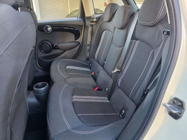 ＭＩＮＩ クーパーＳ　純正ナビ☆ＴＶ☆バックカメラ☆ユニオンジャックテールレンズ☆純正１７インチアルミ☆スマートキー２個☆ＥＴＣ☆ドライブレコーダー☆（30枚目）