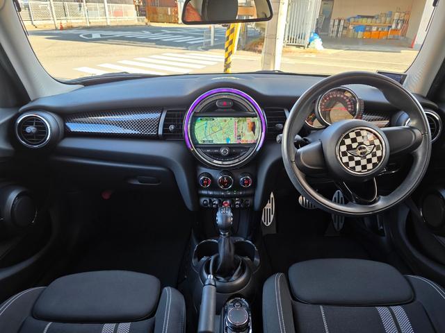 ＭＩＮＩ クーパーＳ　純正ナビ☆ＴＶ☆バックカメラ☆ユニオンジャックテールレンズ☆純正１７インチアルミ☆スマートキー２個☆ＥＴＣ☆ドライブレコーダー☆（34枚目）