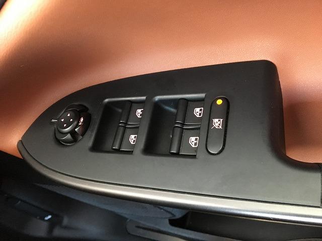 スポルティーバ 禁煙車 茶革シート カロッツェリアメモリナビ(53枚目)
