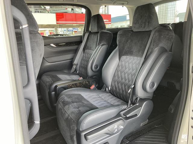 SR 4WD JBLサウンド 純正9型ナビ 12型後席モニタ(67枚目)