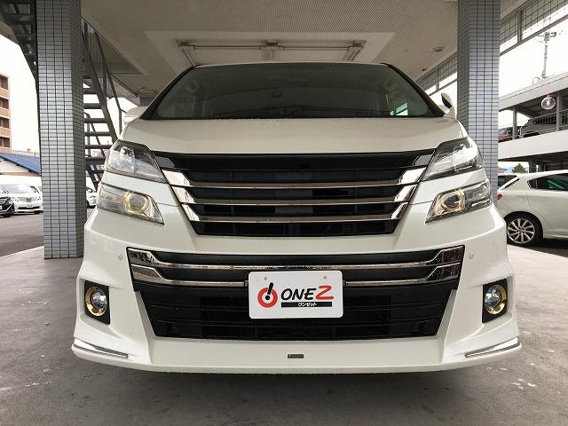 2.4Z ゴールデンアイズII 禁煙車 純正HDDナビ サンルーフ 純正フリップダウンモニター クルーズコントロール 黒半革シート コーナーセンサー HIDヘッドライト 両側電動ドア バックカメラ 純正18AW ETC(13枚目)