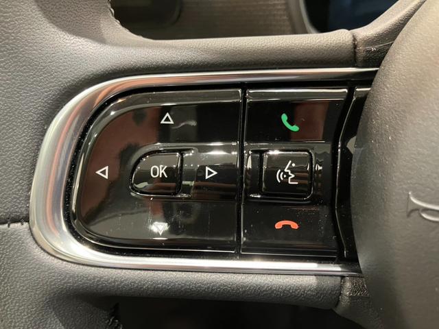 ５００ｅ アイコン　Ｕｃｏｎｎｅｃｔ　ガラスルーフ　バックモニター　シートヒーター　クルーズコントロール　純正１７インチＡＷ　ＬＥＤヘッドランプ　レザーシート（54枚目）