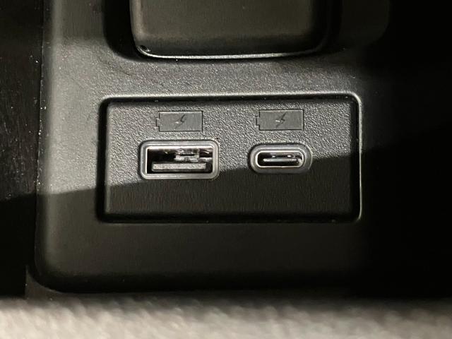 ５００ｅ アイコン　Ｕｃｏｎｎｅｃｔ　ガラスルーフ　バックモニター　シートヒーター　クルーズコントロール　純正１７インチＡＷ　ＬＥＤヘッドランプ　レザーシート（61枚目）